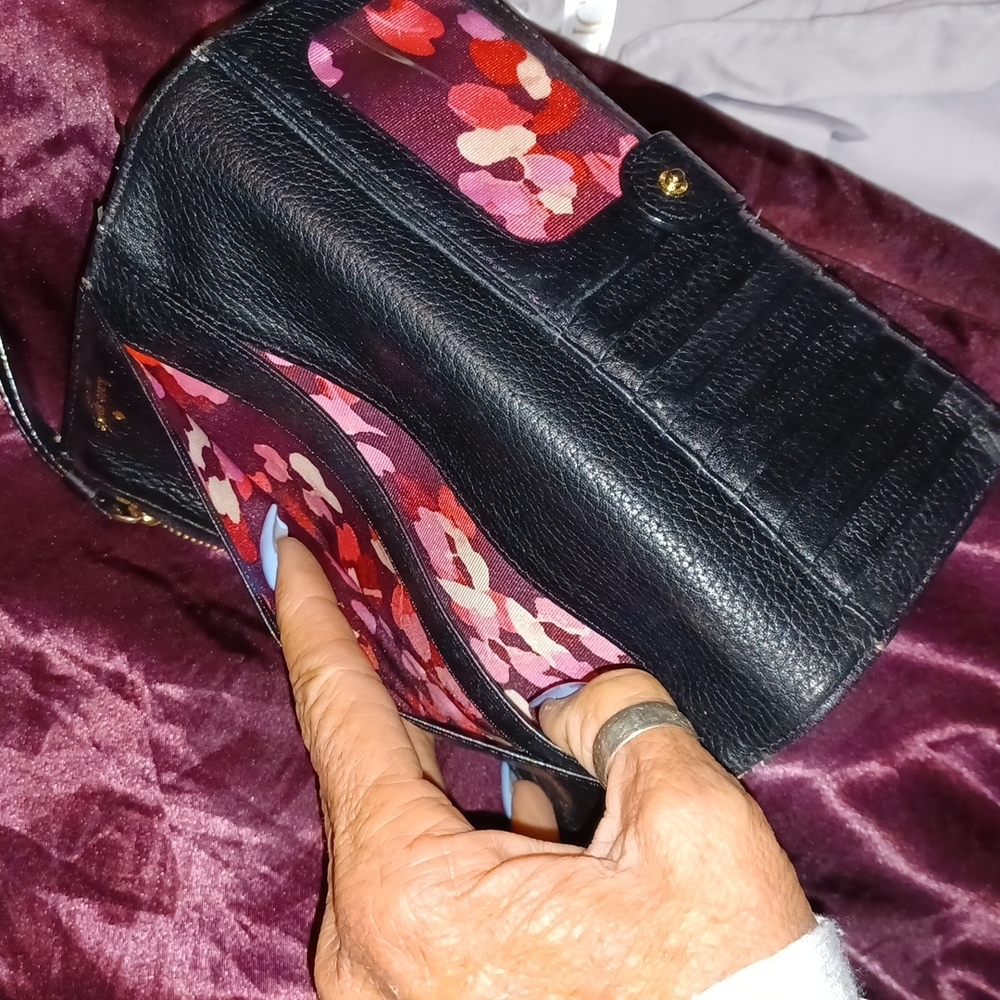 Kate Spade Wallet - Picture 5 of 7
